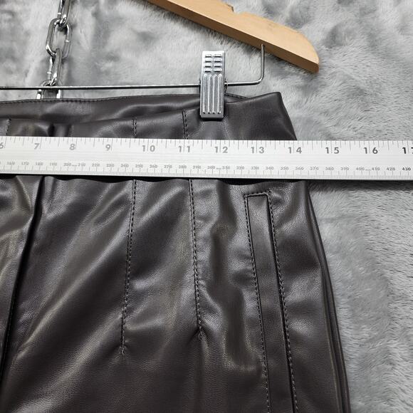 Active USA Pants Womens S Black Faux Leather High Waist Slim Fit Straight Leg - Picture 8 of 12